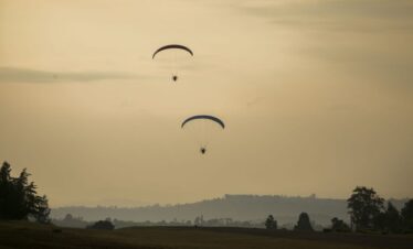 PLAN UGANDA PARAGLIDING TRIPS & PARAGLIDE IN UGANDA